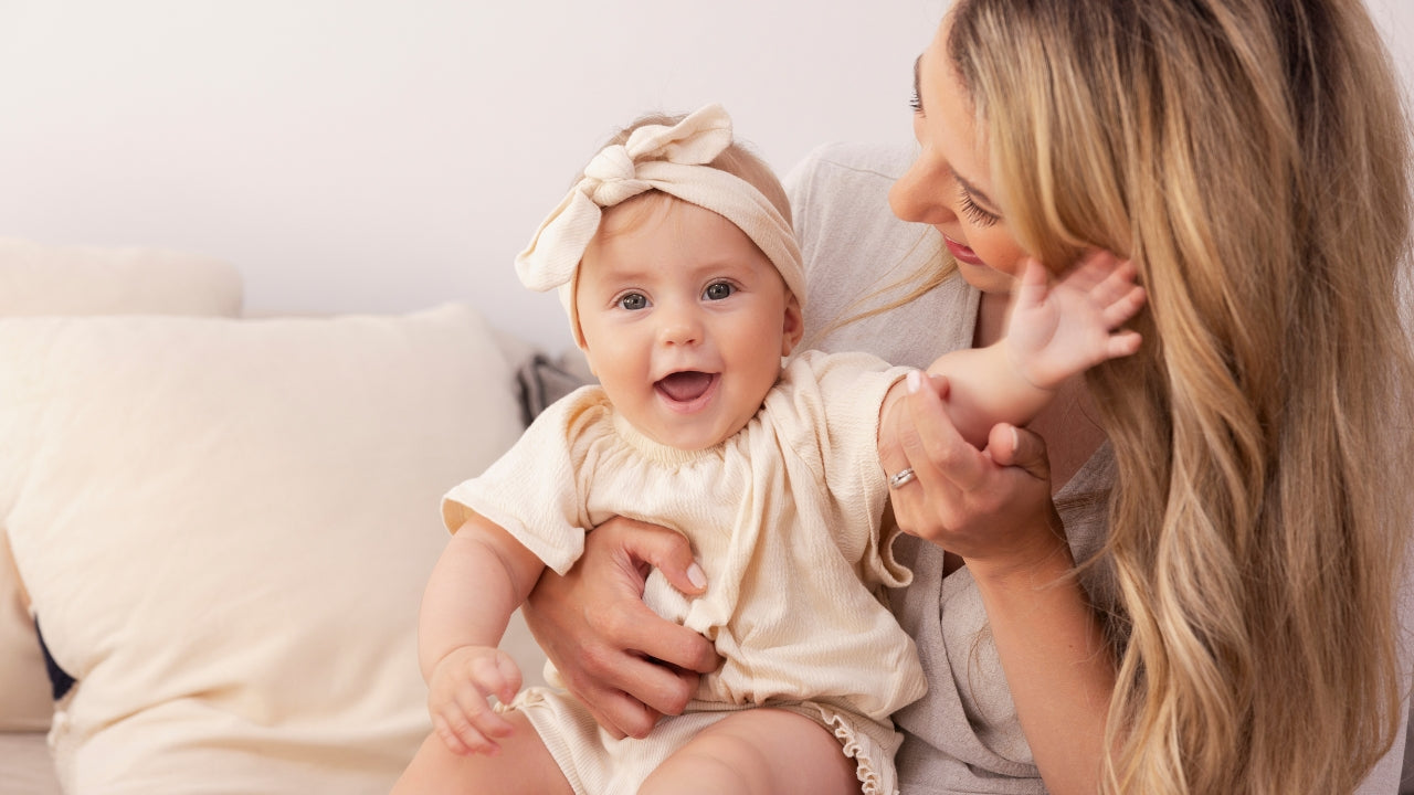 Bauchschmerzen, Blähungen, Koliken: Das hilft beim Babybäuchlein