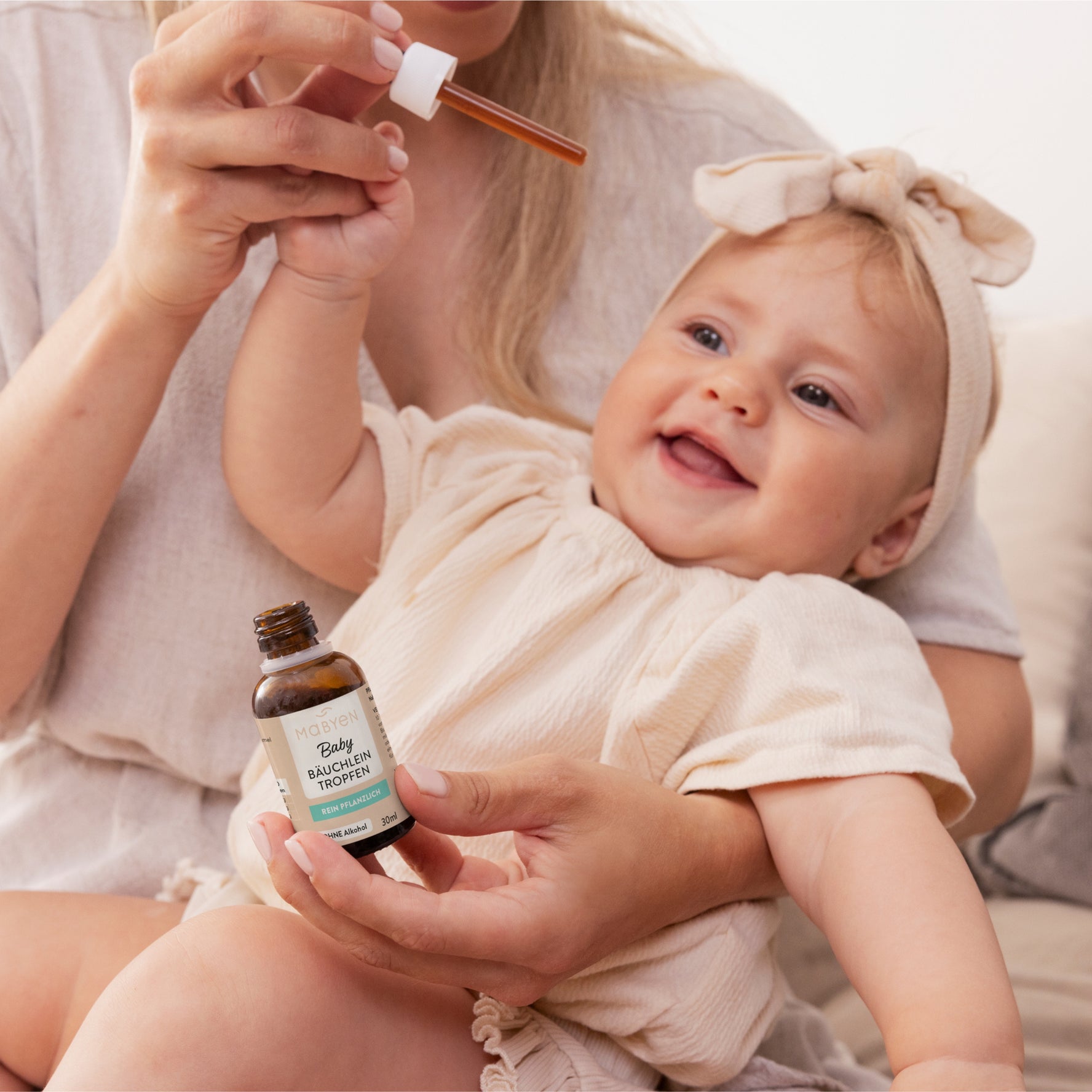 Mabyen Baby Bäuchlein Tropfen mit natürlichen Inhaltsstoffen wie Fenchel, Kümmel und Kamille, sanft zur Verdauung von Babys.